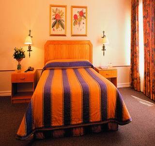Sentinel Executive Apartment Hotel Претория Екстериор снимка
